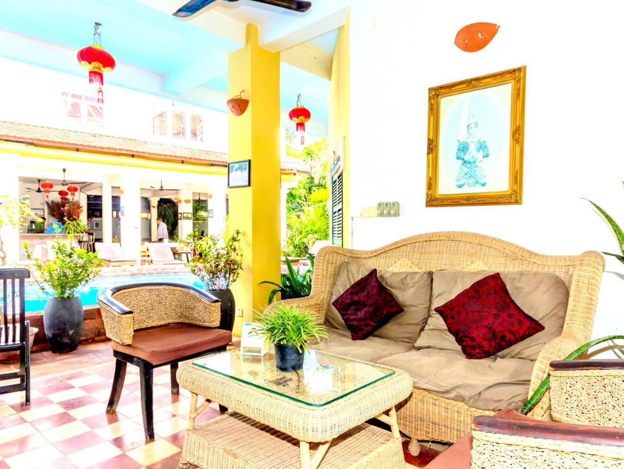 Hotel Golden Banana
